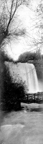 waterfall.jpg (15900 bytes)